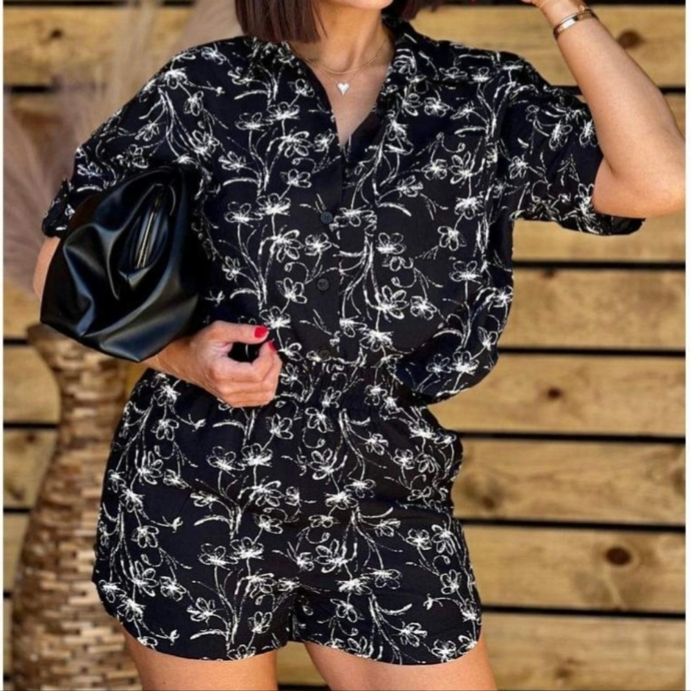 Willa Shorts Set- size small